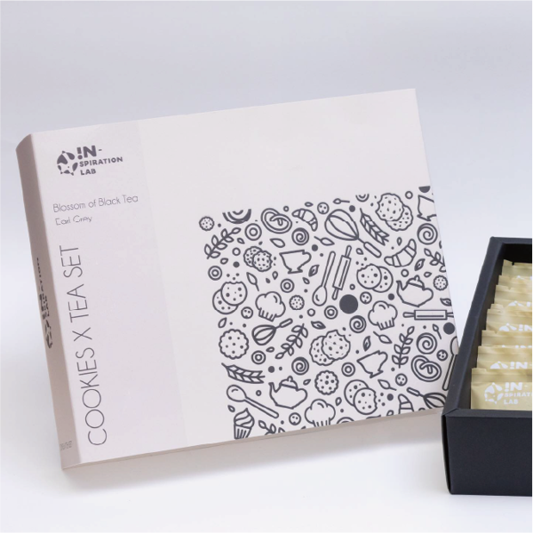 A matchbox printed in CMYK is displayed against a white background.