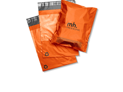 Custom printed poly shipping mailers for e-commerce orders